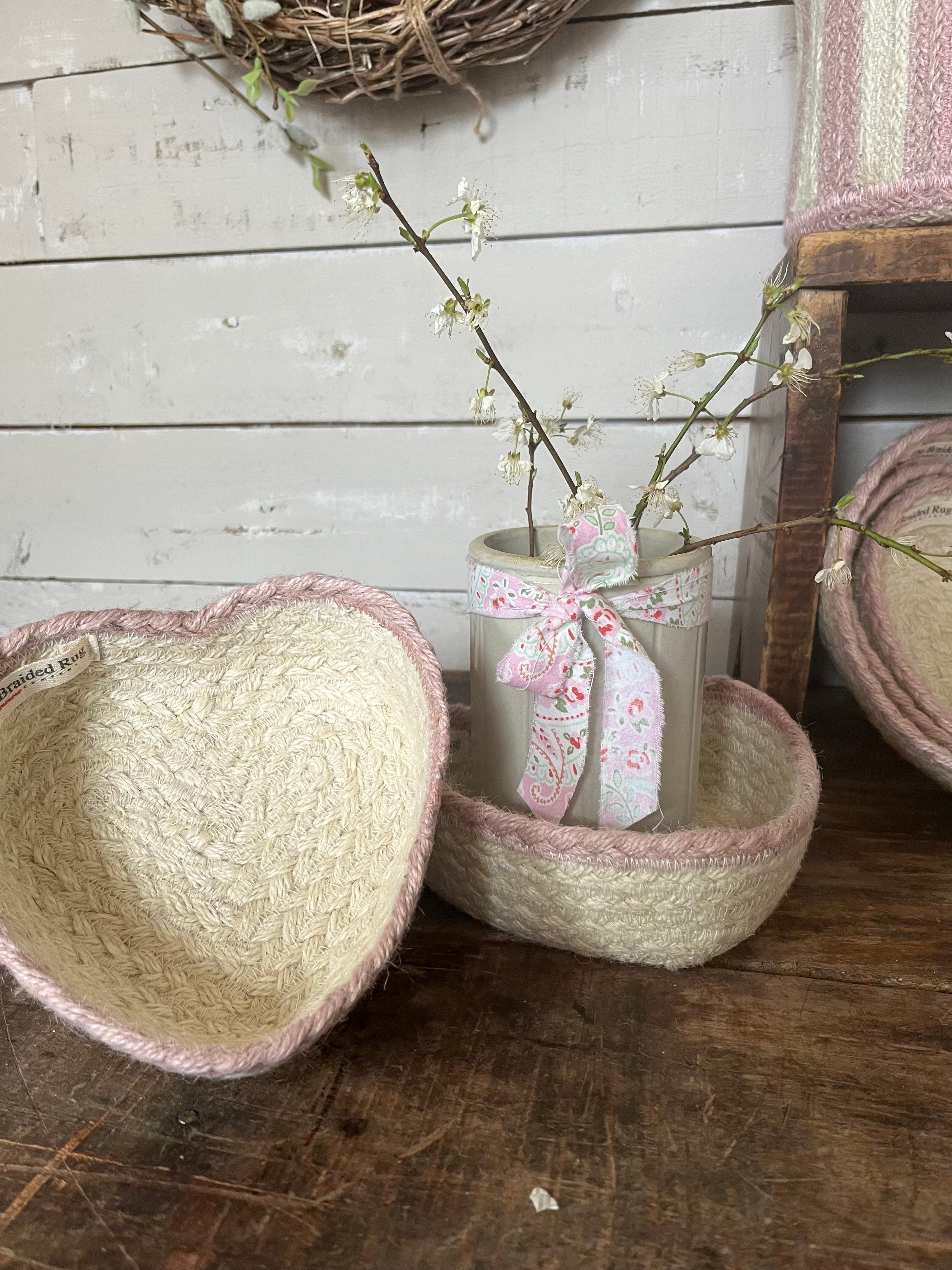 Heart baskets (pink)
