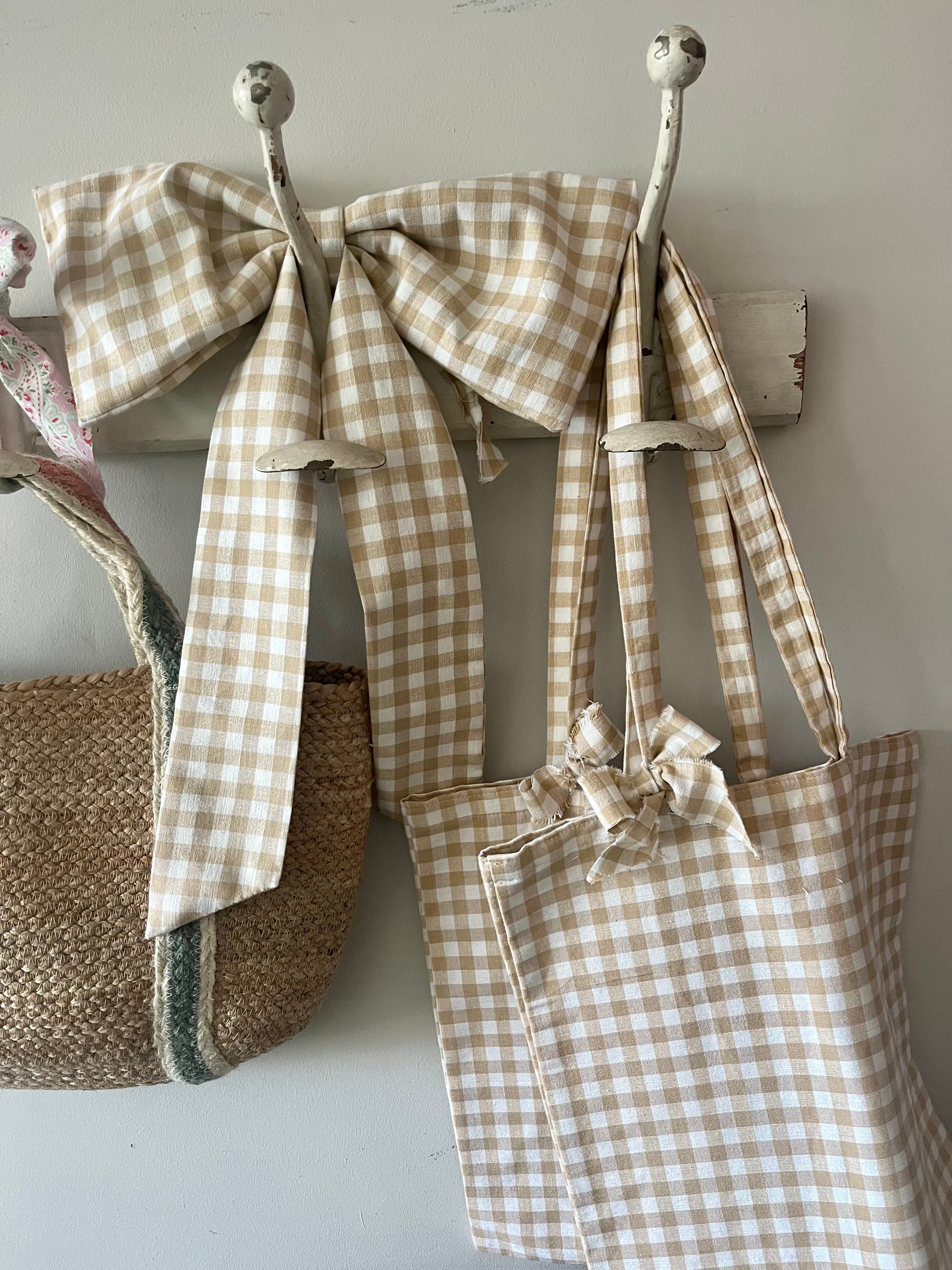 Gingham tote bag