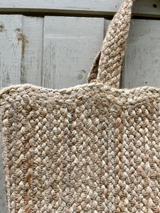 Wavy Jute Tote