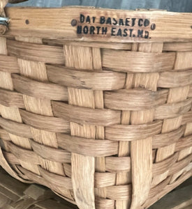 American Vintage laundry basket