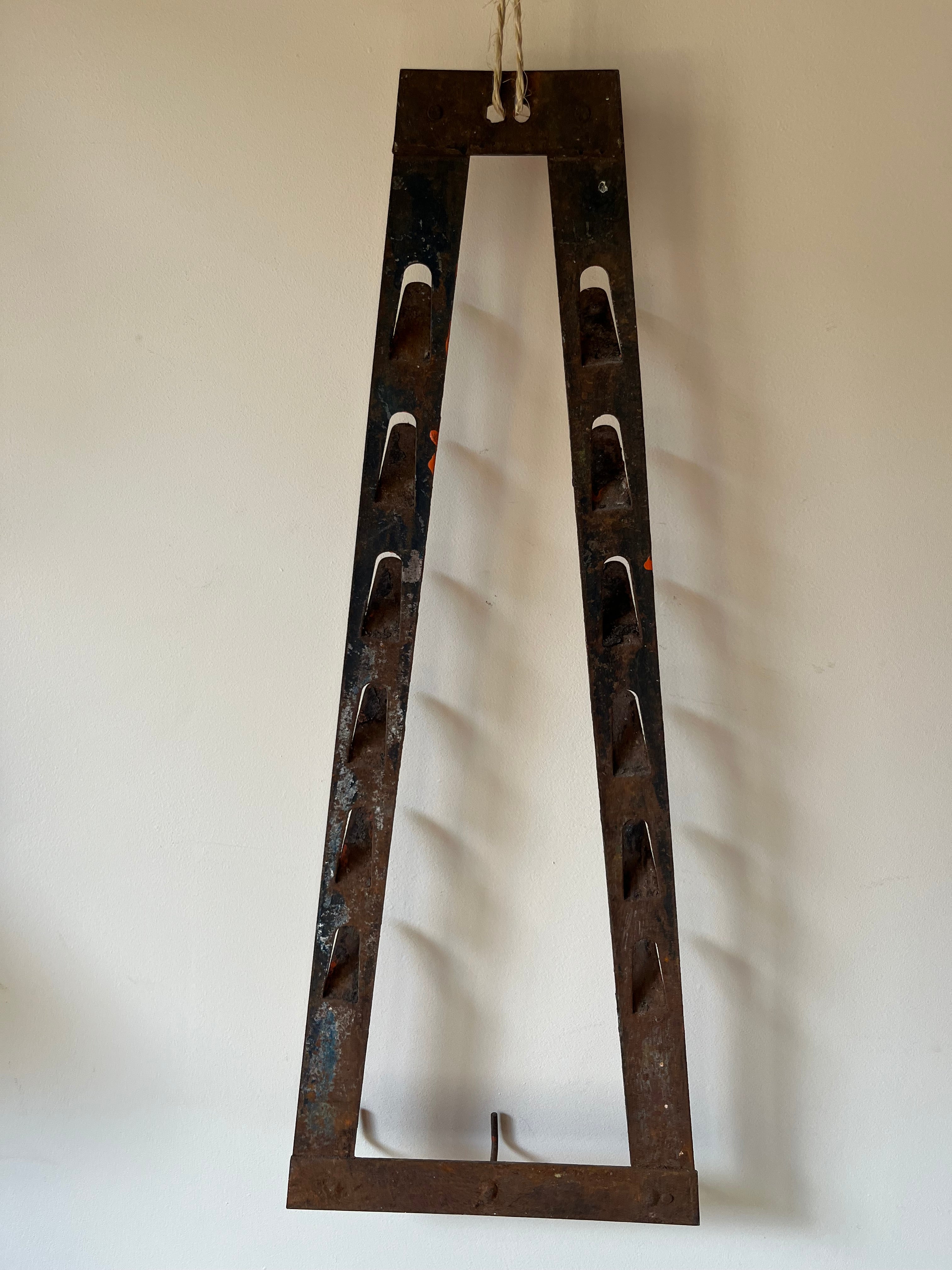 French pan lid holder
