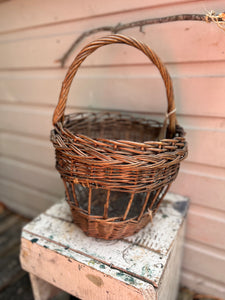 Old French basket