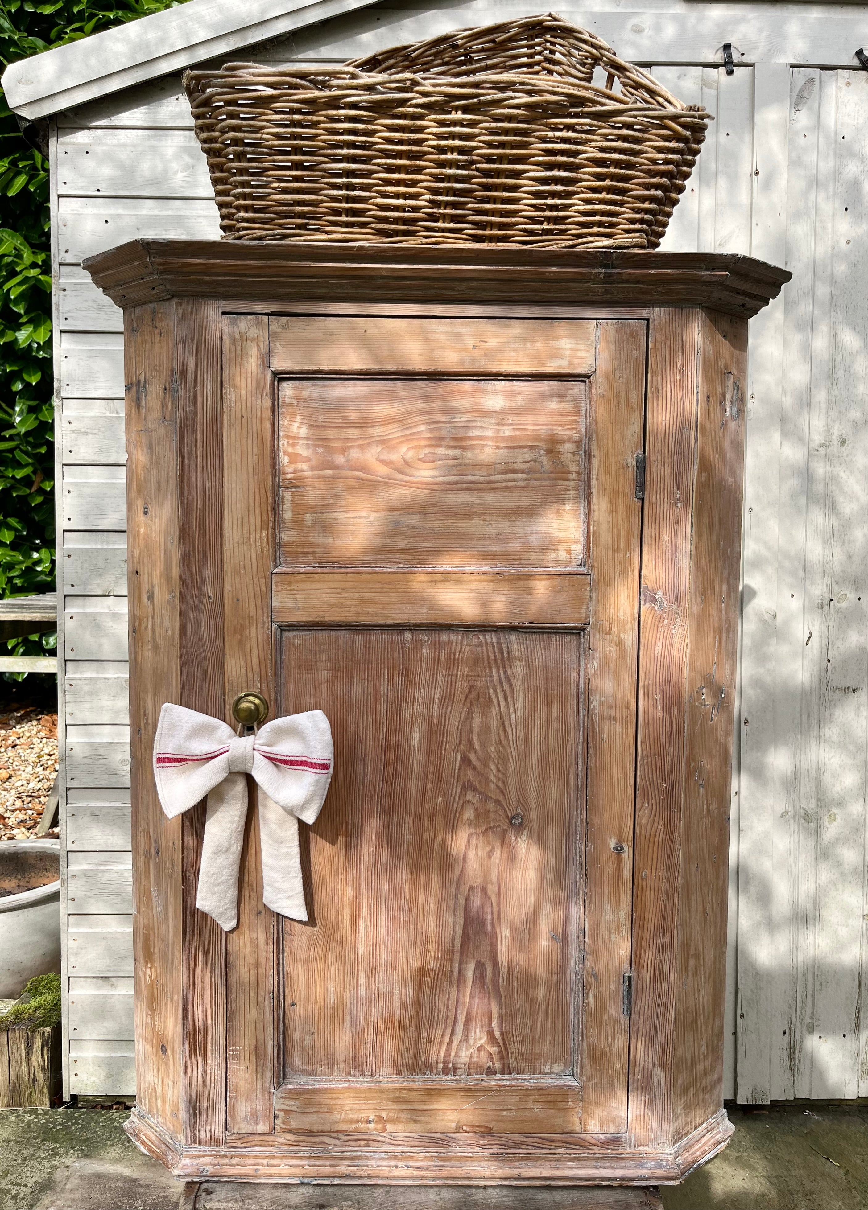 French Farmhouse Bow