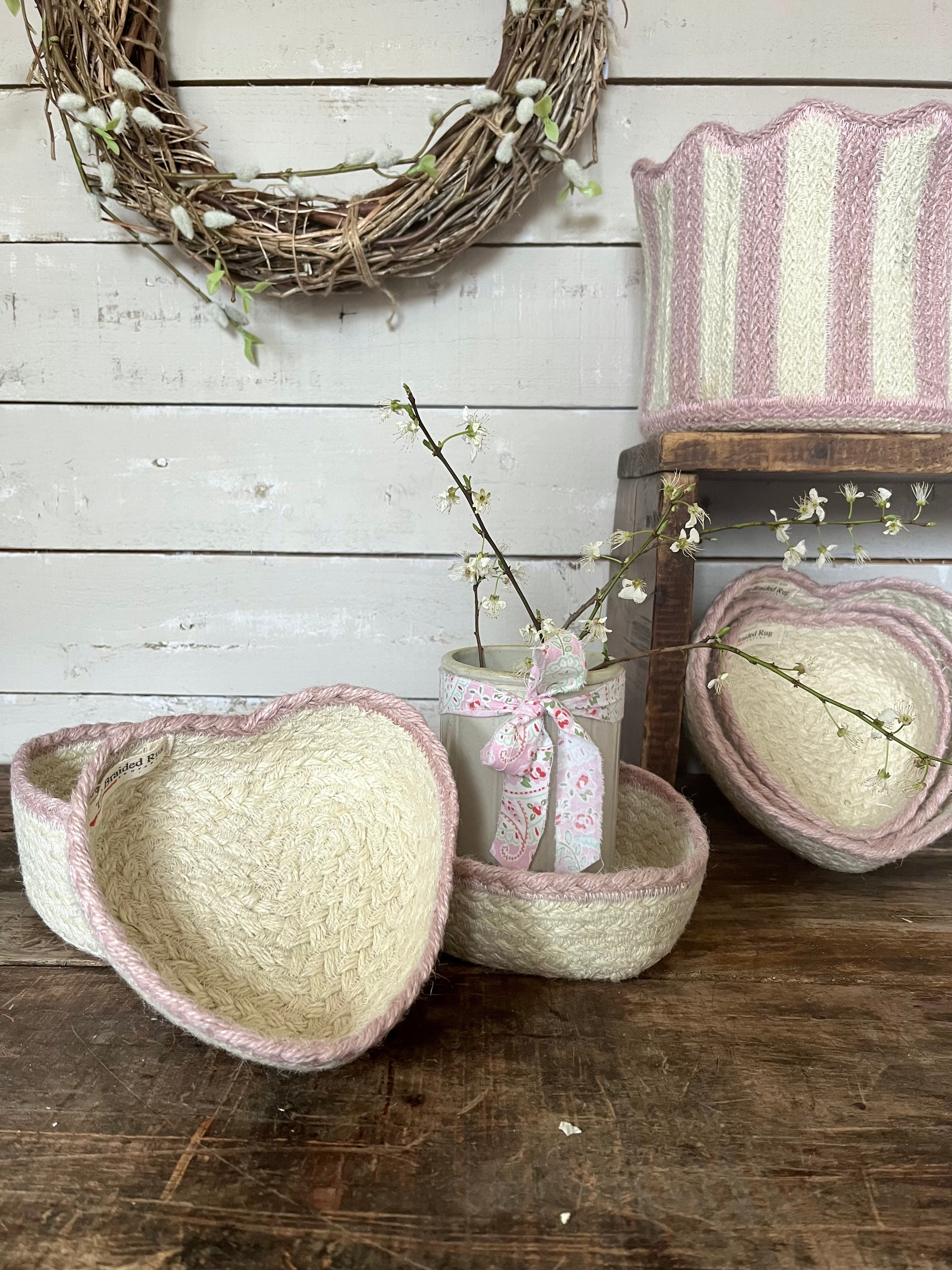 Heart baskets (pink)