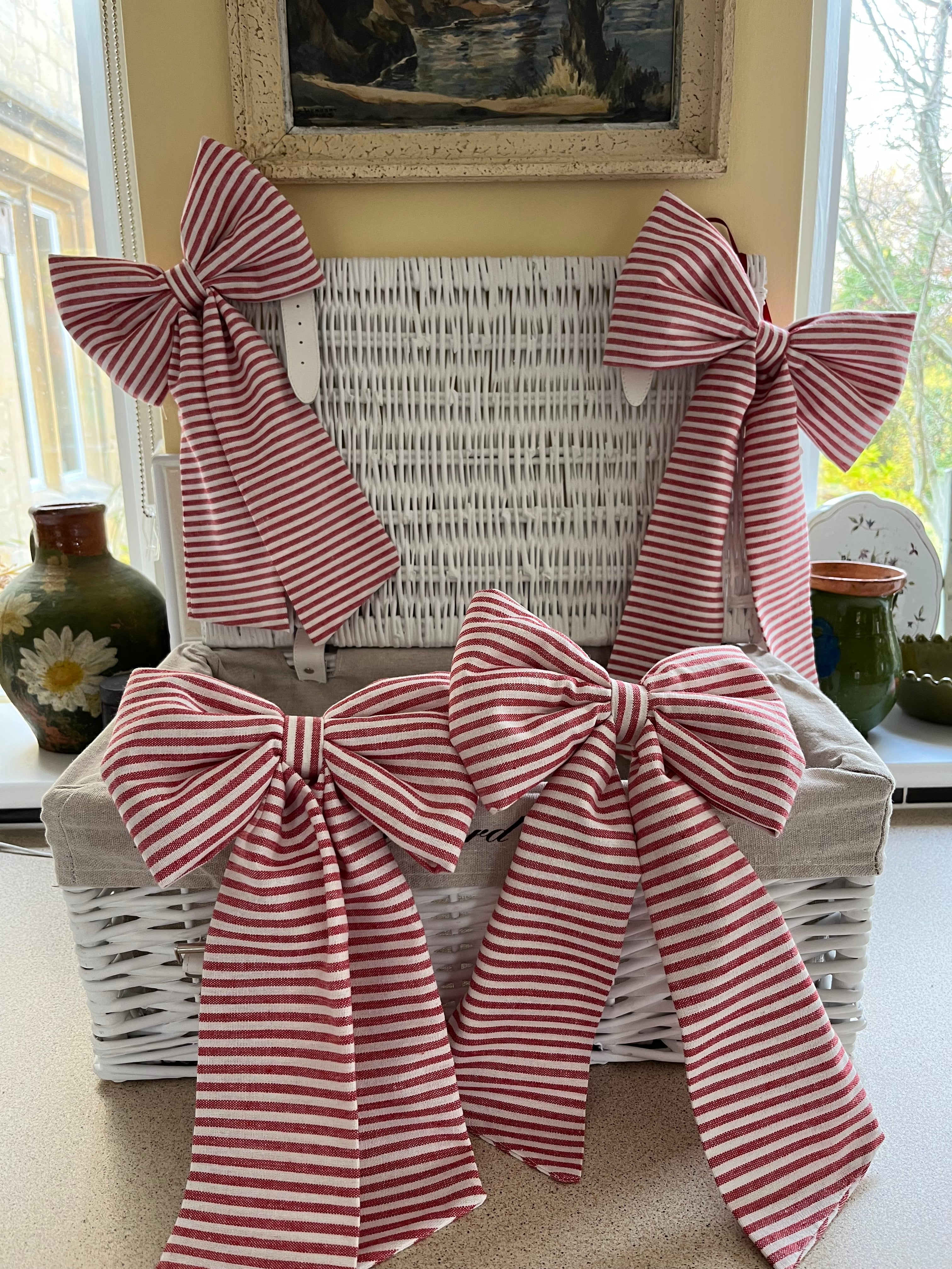 Candy stripe Bow