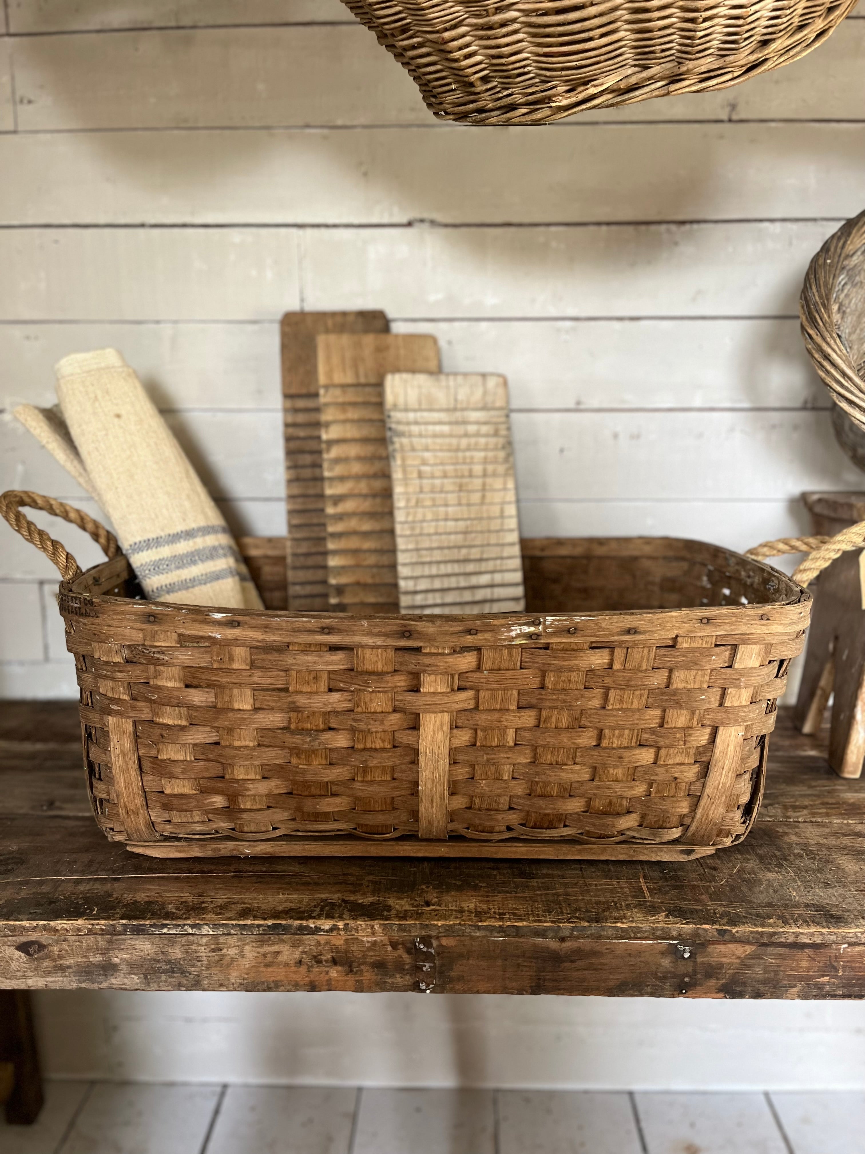 American Vintage laundry basket