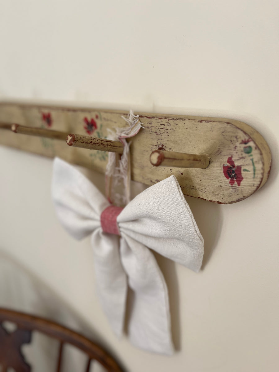 Vintage peg rail – The Rustic Shack