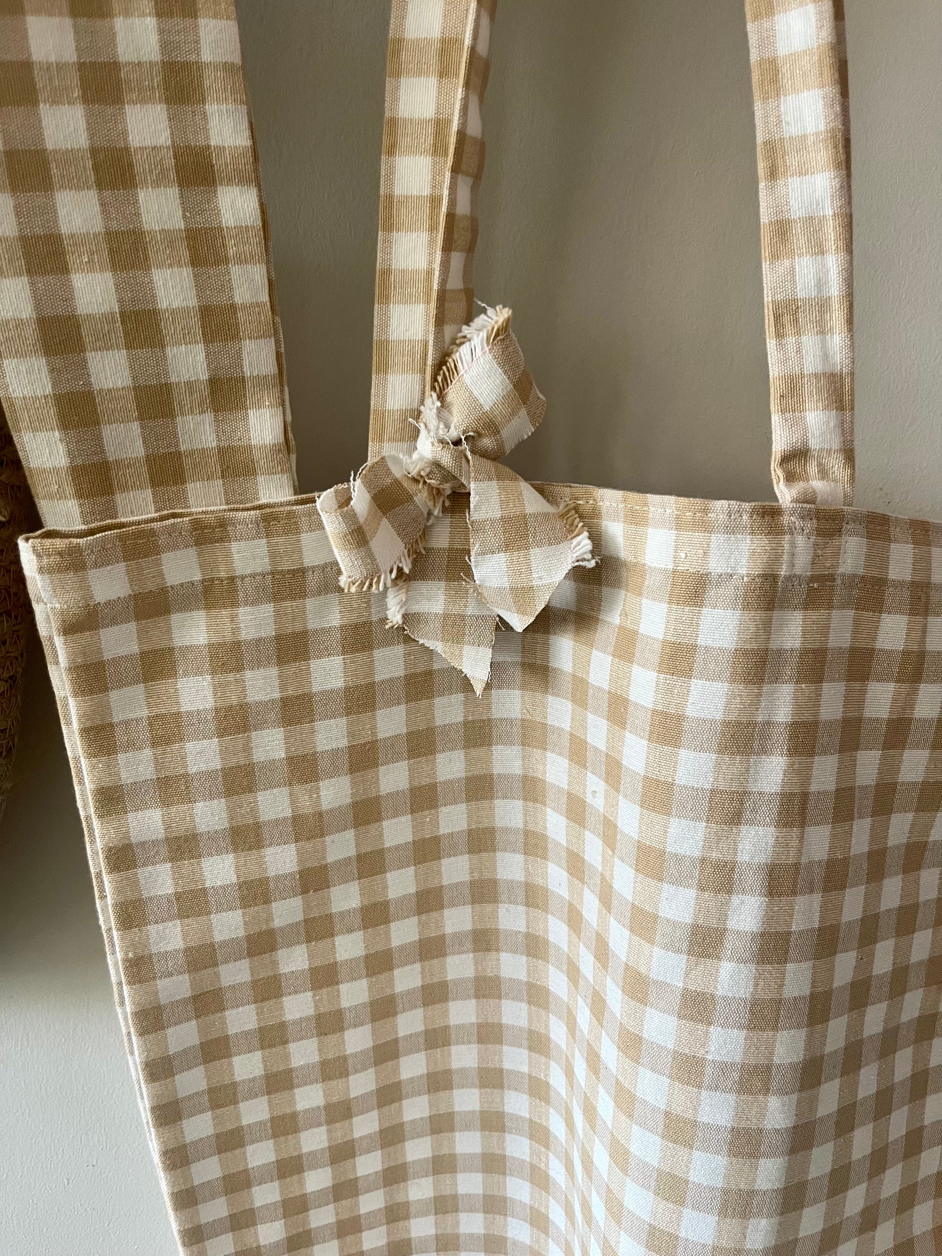 Gingham tote bag