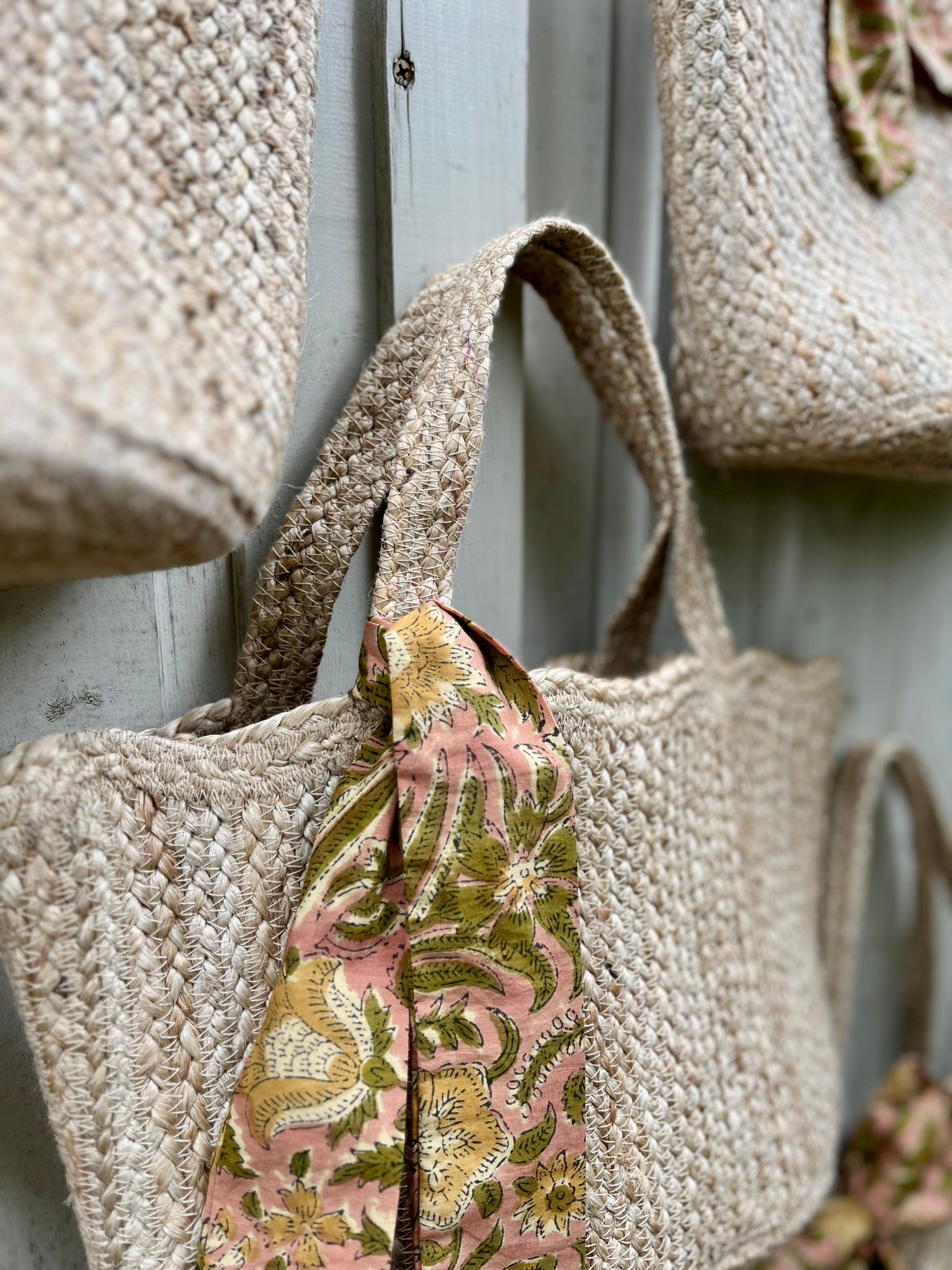 Wavy Jute bag